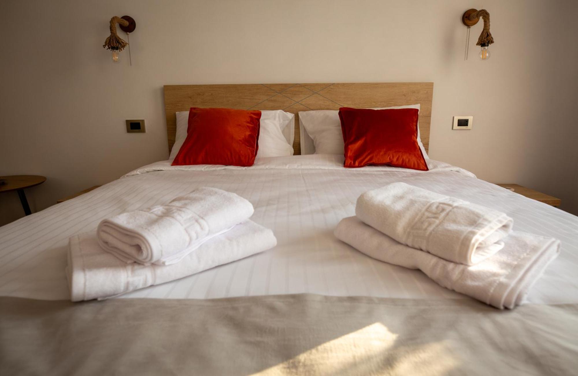 Ieud Dor De Maramu' Bed & Breakfast エクステリア 写真